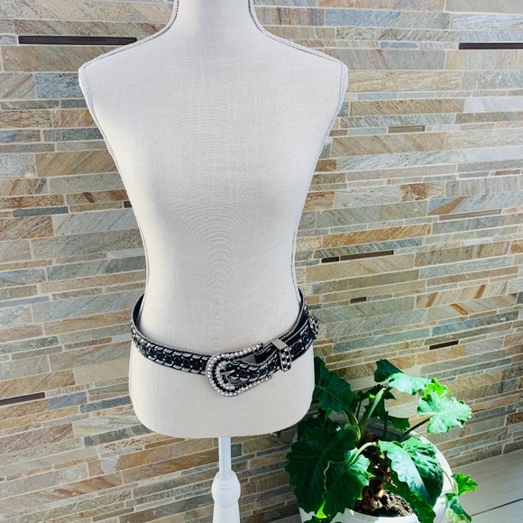 BHW WESTERN RHINESTONE & BLACK LEATHER BELT SZ M - Picture 1 of 11